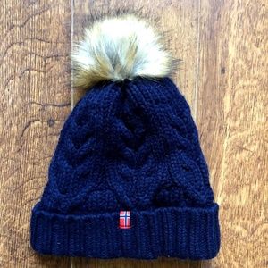 FREE with purchase Knit Navy Beanie Norway flag
